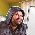 How to Avoid Falling for an Online Dating Scam